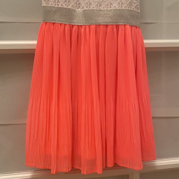 Bloome size 8 pink and white dress. - Picture 5 of 5